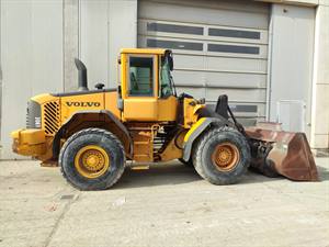 VOLVO L90E - PALA GOMMATA_3758_34885_v04_jpg.jpg