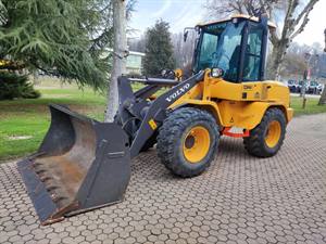 VOLVO L35GS - PALA GOMMATA_3996_35195_v01_jpeg.jpeg