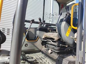 VOLVO ECR88D - MIDIESCAVATORE CINGOLATO _4059_35137_v05_jpeg.jpeg