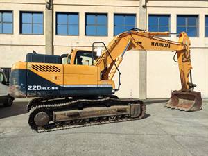 HYUNDAI R220NLC-9 - ESCAVATORE CINGOLATO_4146_35148_v04_jpeg.jpeg