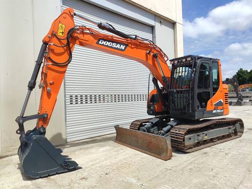DOOSAN DX140LCR-7 - ESCAVATORE CINGOLATO 