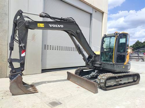 VOLVO ECR88D - MIDIESCAVATORE CINGOLATO
