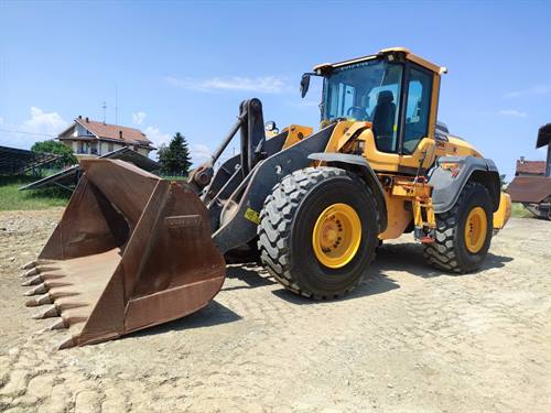 VOLVO L120H - PALA GOMMATA