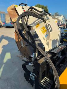 SIMEX T800 - ESCAVATRICE A RUOTA