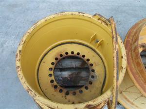 CERCHIONE PER KOMATSU WA430_2298_DSCN8023_JPG.JPG