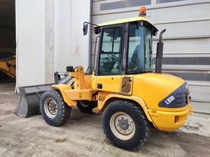 VOLVO L30B - PALA GOMMATA _3679_34872_v02_jpg.jpg