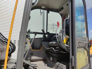 VOLVO ECR88D - MIDIESCAVATORE CINGOLATO_3798_34745_v05_jpg.jpg