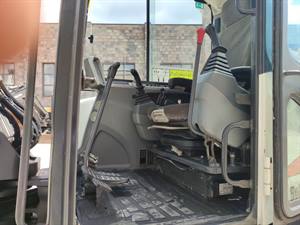 BOBCAT E80 - MIDIESCAVATORE CINGOLATO_3803_35121_v05_jpg.jpg