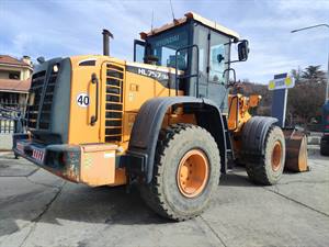 HYUNDAI HL757-9A - PALA GOMMATA_4002_35129_v02_jpeg.jpeg