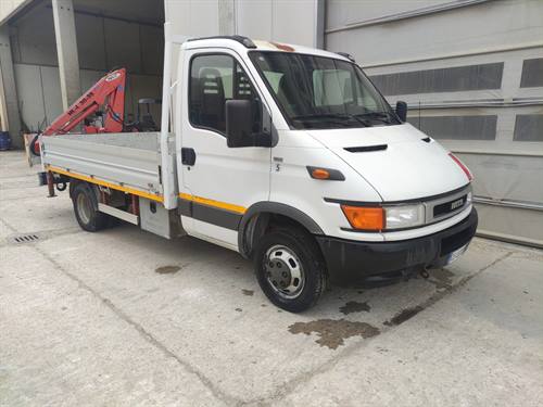 IVECO 50C15 - TRUCK WITH A CRANE
